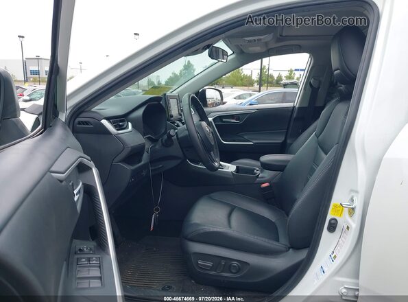 2T3A1RFV1NW304160 2022 TOYOTA RAV4 Белый Вид салона спереди