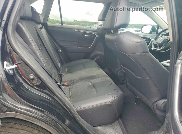 2T3A1RFV1RW429245 2024 TOYOTA RAV4 Black Widok tylnych siedzeń