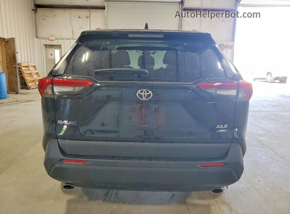 2T3A1RFV2RC406767 2024 TOYOTA RAV4 Black Հետևի տեսք
