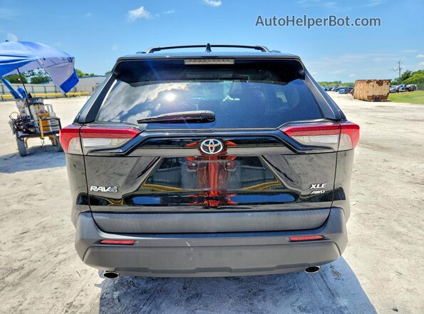 2T3A1RFV3KC021899 2019 TOYOTA RAV4 Black Հետևի տեսք