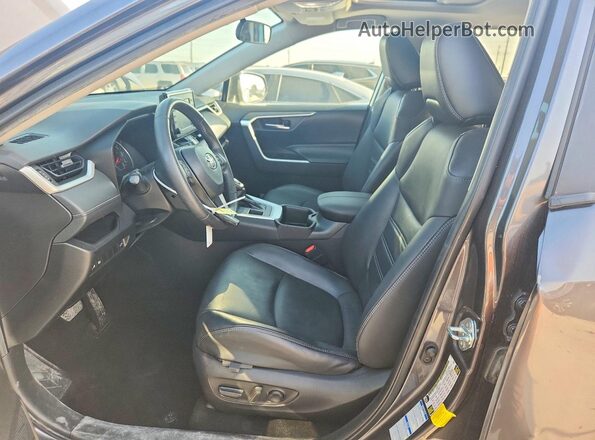2T3A1RFV3NC272507 2022 TOYOTA RAV4 Gray Вид салону спереду