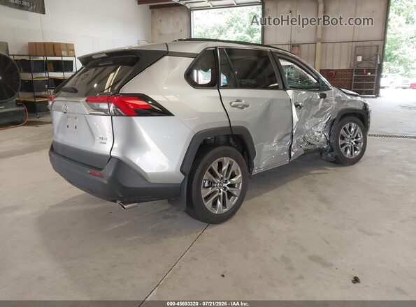 2T3A1RFV3RW438769 2024 TOYOTA RAV4 Silver Հետևի աջ