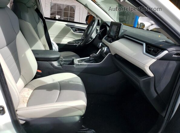 2T3A1RFV4MW169545 2021 TOYOTA RAV4 White Вид салону спереду
