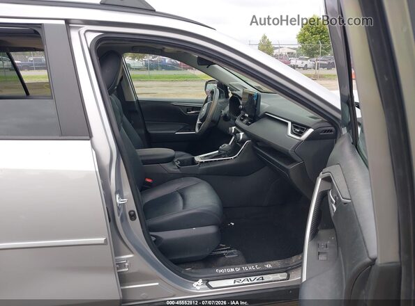 2T3A1RFV4PC379794 2023 TOYOTA RAV4 Silver წინა სალონის ხედი