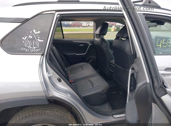 2T3A1RFV4PC379794 2023 TOYOTA RAV4 Silver VIN კოდის სტიკერის ხედი