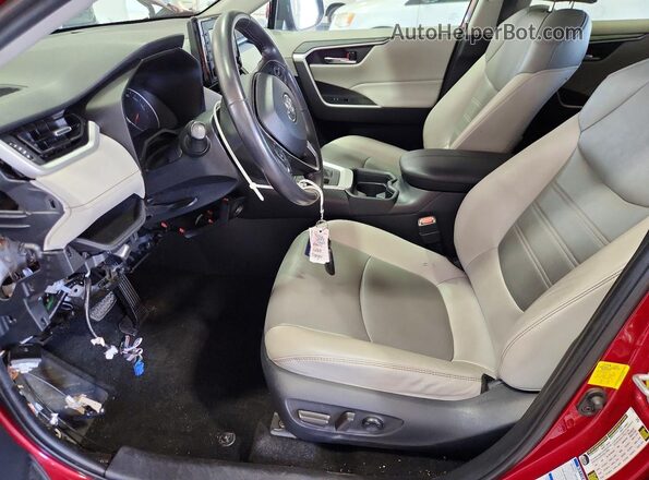 2T3A1RFV5KC027865 2019 TOYOTA RAV4 Red წინა სალონის ხედი