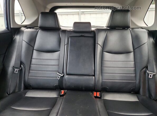 2T3A1RFV5KC029440 2019 TOYOTA RAV4 Blue Rear seats view