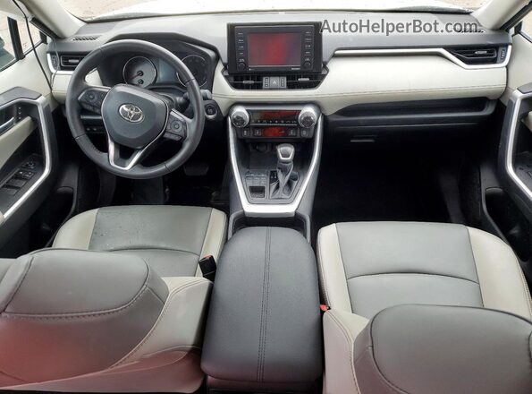 2T3A1RFV5MW233009 2021 TOYOTA RAV4 White Вид панелі приладів