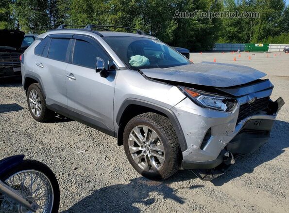 2T3A1RFV6LC131945 2020 TOYOTA RAV4 Silver Przód prawy