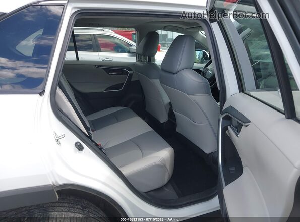 2T3A1RFV6LC133209 2020 TOYOTA RAV4 White 