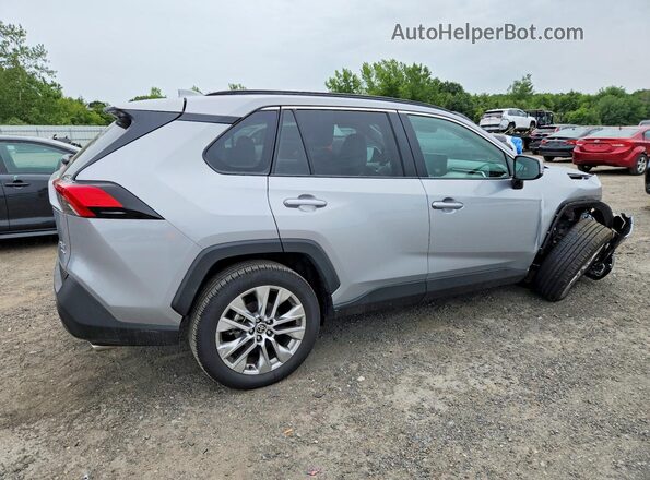 2T3A1RFV6SW547233 2025 TOYOTA RAV4 Silver Tył prawy