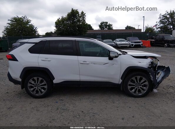2T3A1RFV7KC060026 2019 TOYOTA RAV4 White Սալոնի հետևի տեսք
