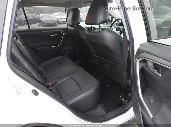 2T3A1RFV7KC060026 2019 TOYOTA RAV4 White VIN կոդի պիտակի տեսք