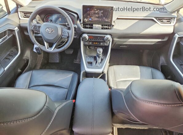 2T3A1RFV7PW394787 2023 TOYOTA RAV4 Gray Vista del salpicadero