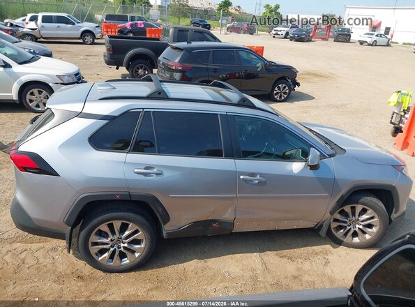 2T3A1RFV8MC173681 2021 TOYOTA RAV4 Серебряный Панорамный вид салона 360°