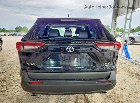 2T3A1RFV8PC367955 2023 TOYOTA RAV4 Black Widok z tyłu
