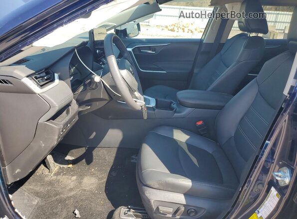 2T3A1RFV9SW547131 2025 TOYOTA RAV4 Black Widok wnętrza z przodu