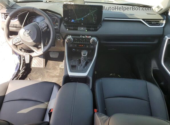 2T3A1RFV9SW547131 2025 TOYOTA RAV4 Black Widok deski rozdzielczej