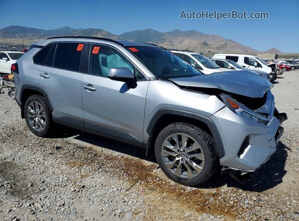 2T3A1RFVXKW071424 2019 TOYOTA RAV4 Silver Front right