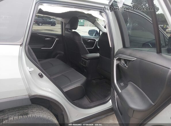 2T3A1RFVXNW266282 2022 TOYOTA RAV4 Gray VIN sticker view
