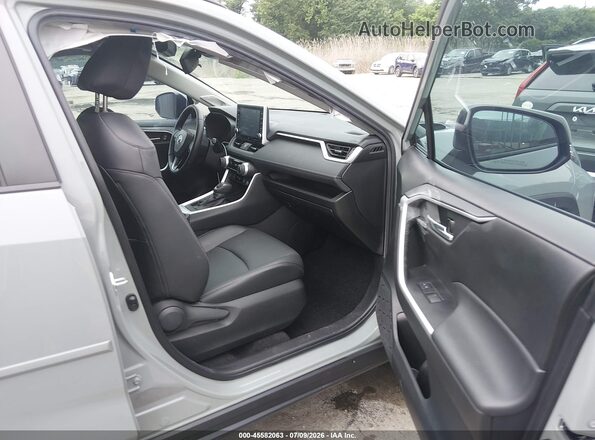 2T3A1RFVXNW266282 2022 TOYOTA RAV4 Gray Front interior view