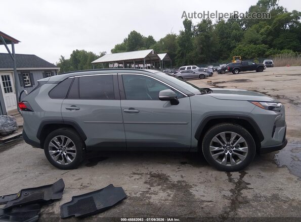 2T3A1RFVXNW266282 2022 TOYOTA RAV4 Gray Rear interior view