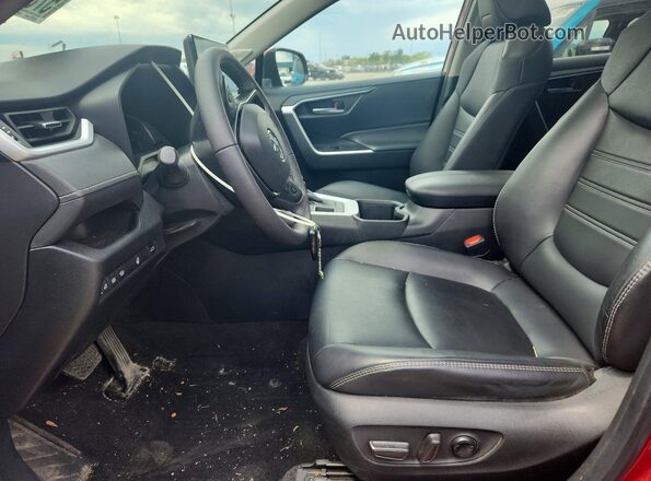 2T3A1RFVXPW399420 2023 TOYOTA RAV4 Red Vista interior delantera