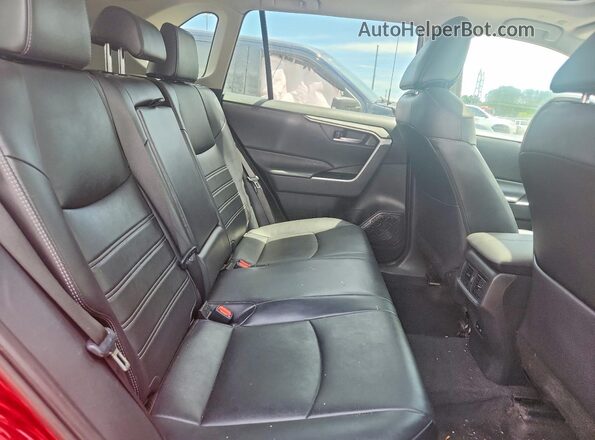 2T3A1RFVXPW399420 2023 TOYOTA RAV4 Red Vista interior trasera
