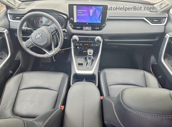 2T3A1RFVXPW399420 2023 TOYOTA RAV4 Red Vista del salpicadero