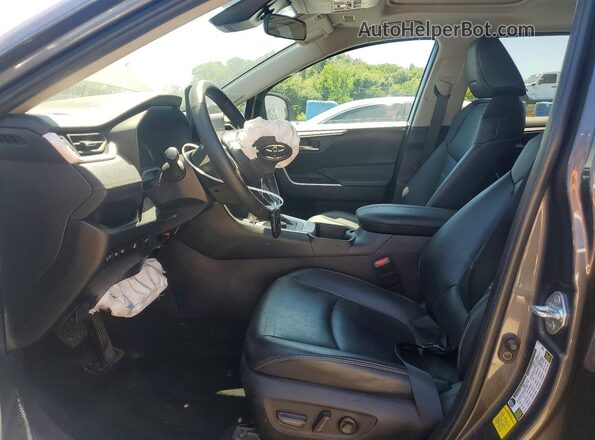 2T3B6RFV0RW049108 2024 TOYOTA RAV4 Gray Vista interior delantera