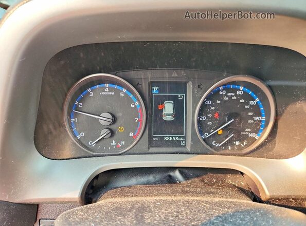 2T3BFREV1HW560245 2017 TOYOTA RAV4 Gray ხელსაწყოთა პანელის ხედი