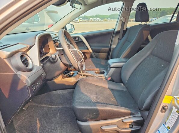 2T3BFREV1HW560245 2017 TOYOTA RAV4 Gray წინა სალონის ხედი