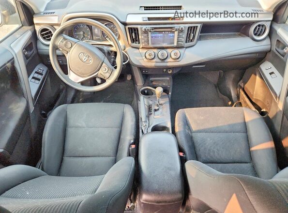 2T3BFREV1HW560245 2017 TOYOTA RAV4 Gray წინა პანელის ხედი