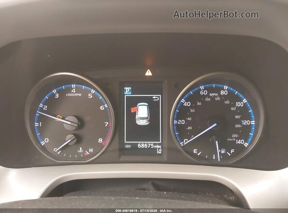 2T3BFREV1JW807687 2018 TOYOTA RAV4 Black Вид задніх сидінь