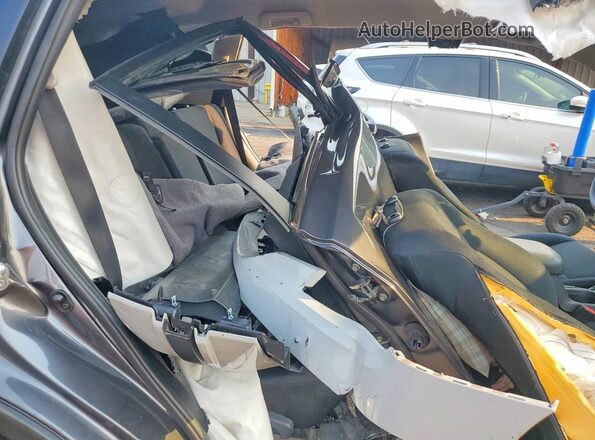 2T3BFREV2GW409123 2016 TOYOTA RAV4 Gray Widok wnętrza z tyłu