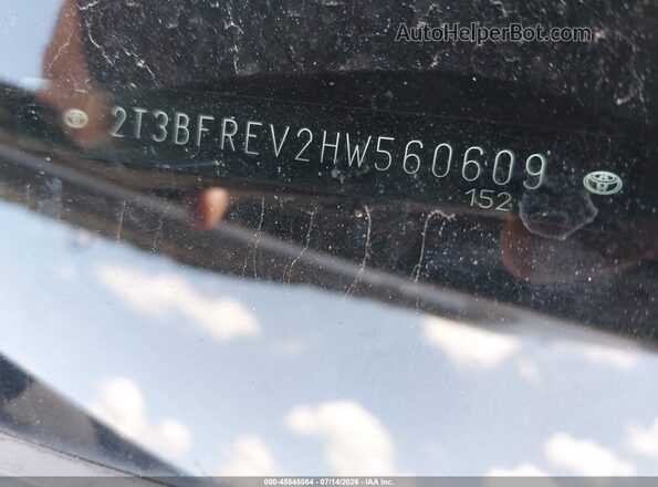2T3BFREV2HW560609 2017 TOYOTA RAV4 Black Widok komory silnika