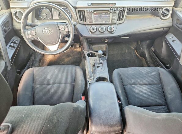 2T3BFREV2HW585123 2017 TOYOTA RAV4 Серебряный Вид панели приборов