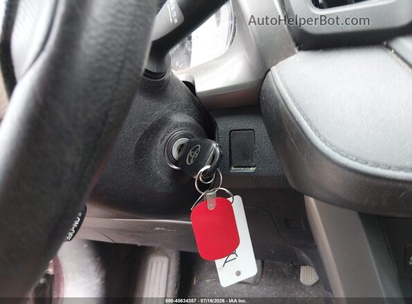 2T3BFREV3HW672495 2017 TOYOTA RAV4 Burgundy Առջևի վահանակի տեսք