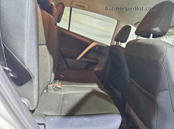 2T3BFREV3JW849648 2018 TOYOTA RAV4 Silver უკანა სალონის ხედი