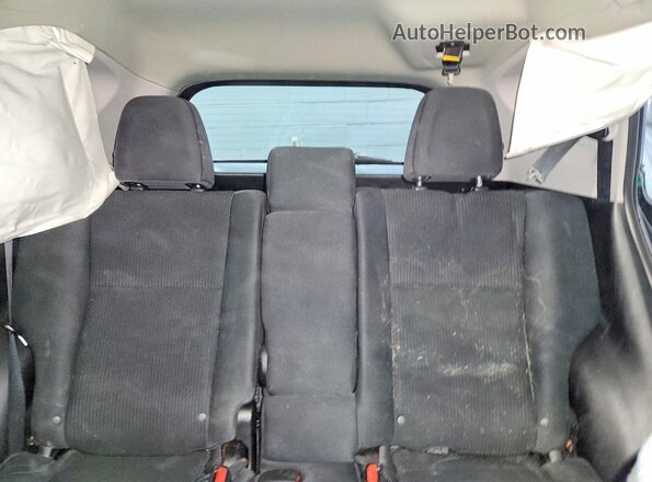 2T3BFREV4GW423587 2016 TOYOTA RAV4 Black Widok tylnych siedzeń