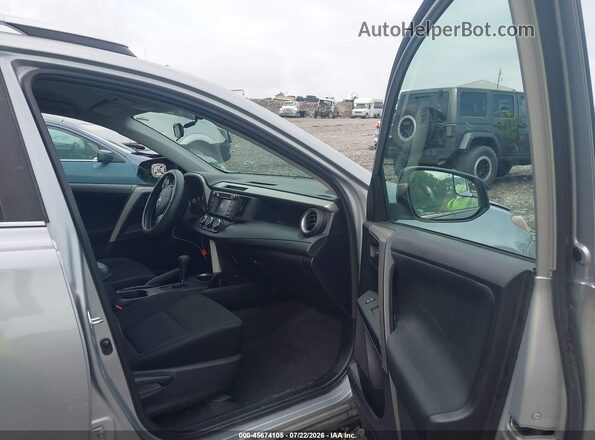 2T3BFREV5GW485161 2016 TOYOTA RAV4 Silver Սալոնի դիմացի տեսք