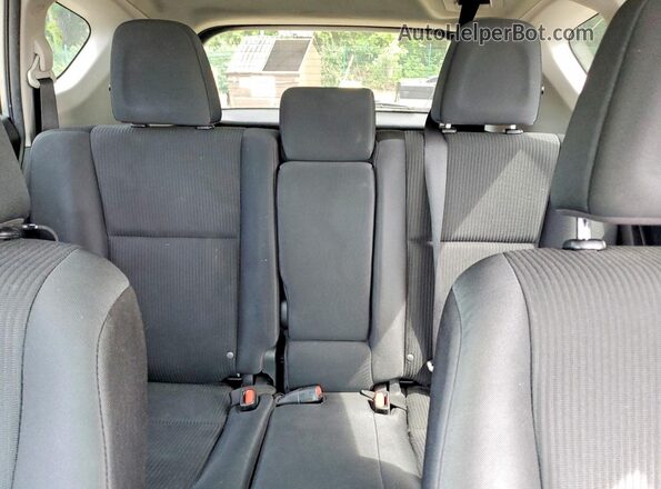 2T3BFREV5JW723615 2018 TOYOTA RAV4 Silver Հետևի նստատեղերի տեսք