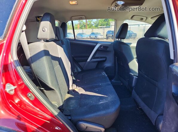 2T3BFREV6JW742237 2018 TOYOTA RAV4 Красный Вид задней части салона