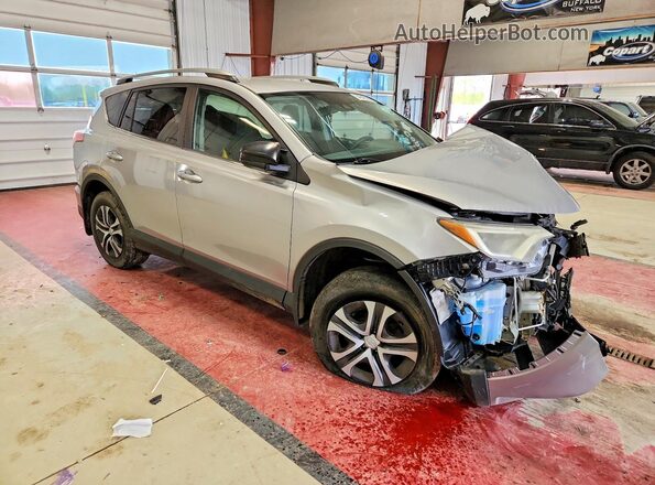 2T3BFREV7HW624255 2017 TOYOTA RAV4 Silver Delantero derecho