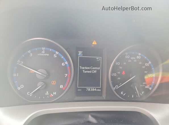 2T3BFREV8HW627164 2017 TOYOTA RAV4 Silver ხელსაწყოთა პანელის ხედი