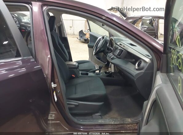 2T3BFREV8JW725469 2018 TOYOTA RAV4 Gray Вид салону спереду