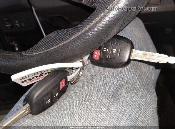 2T3BFREV8JW725469 2018 TOYOTA RAV4 Gray Вид панелі приладів
