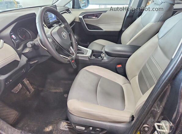 2T3C1RFV0LC070908 2020 TOYOTA RAV4 Gray Front interior view