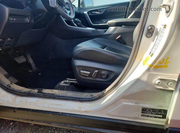 2T3C1RFV0LW092387 2020 TOYOTA RAV4 White Widok naklejki z numerem VIN
