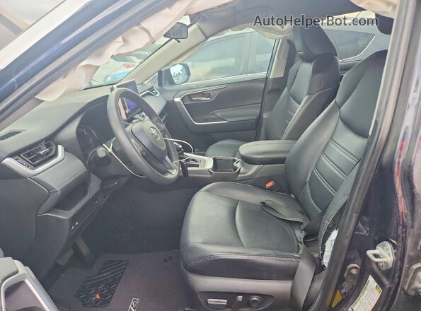 2T3C1RFV0RW302978 2024 TOYOTA RAV4 Blue წინა სალონის ხედი